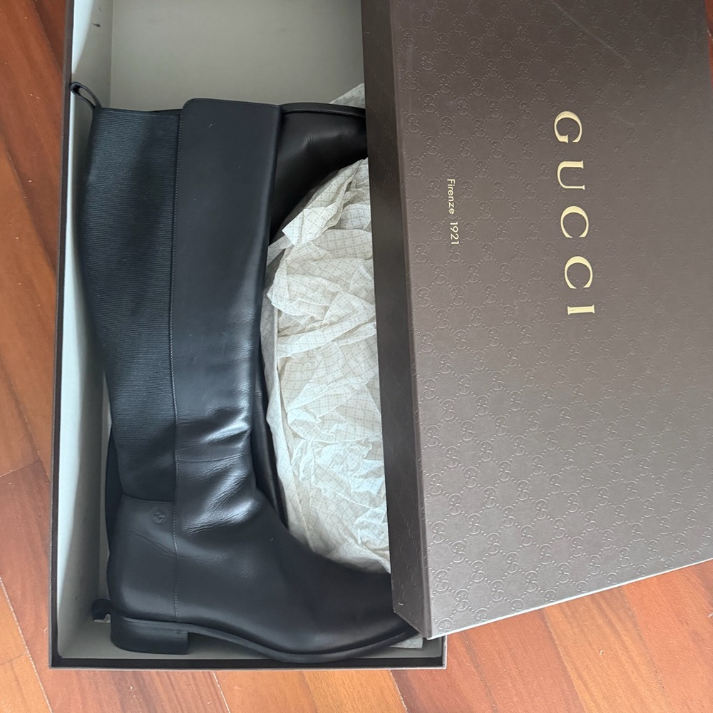 Gucci Black Leather Knee-High Riding Boots